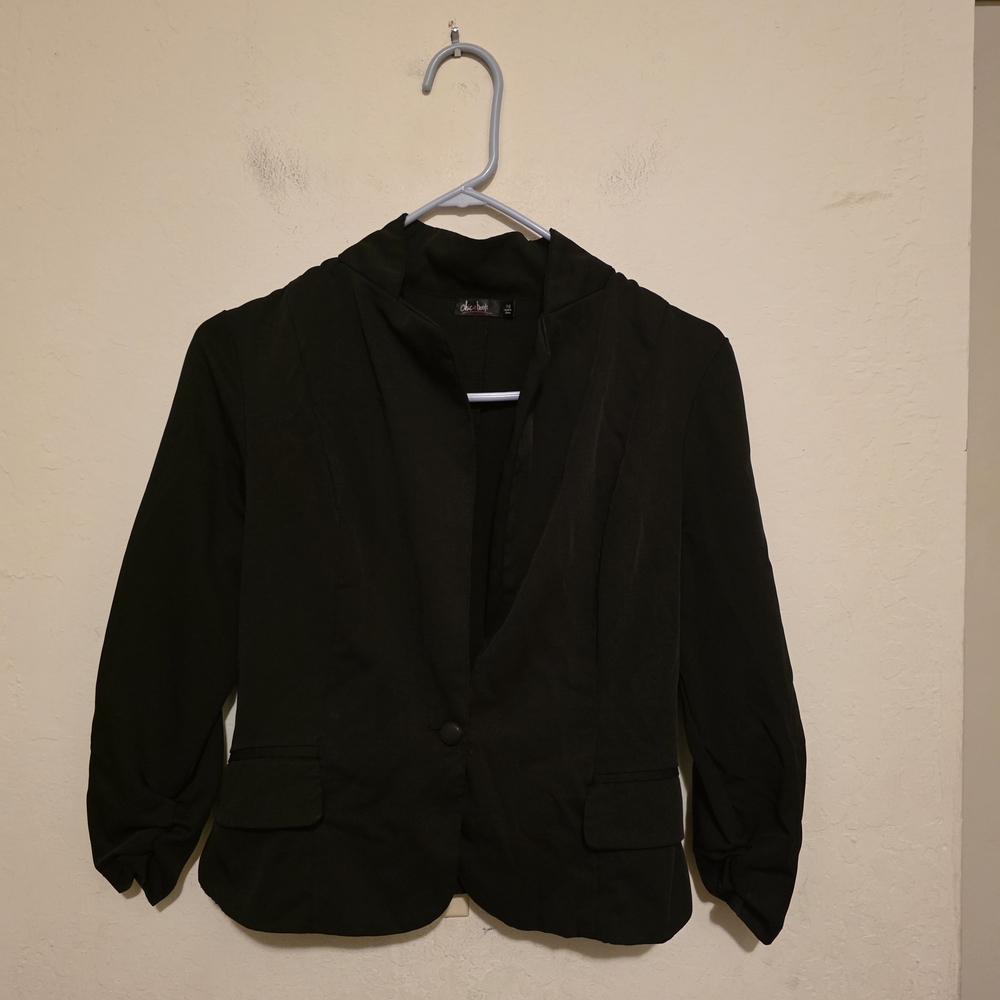 Chicabooti Black Ruffled Jacket With Front Pockets Size 10